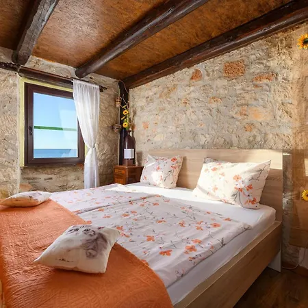 Casa Cittar With View * Poreč