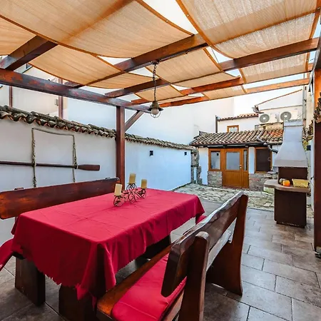 Casa Cittar With View Poreč